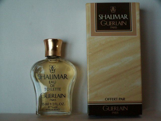 Guerlain-shalimarlyre.jpg