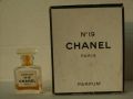Chanel-n19-1.jpg